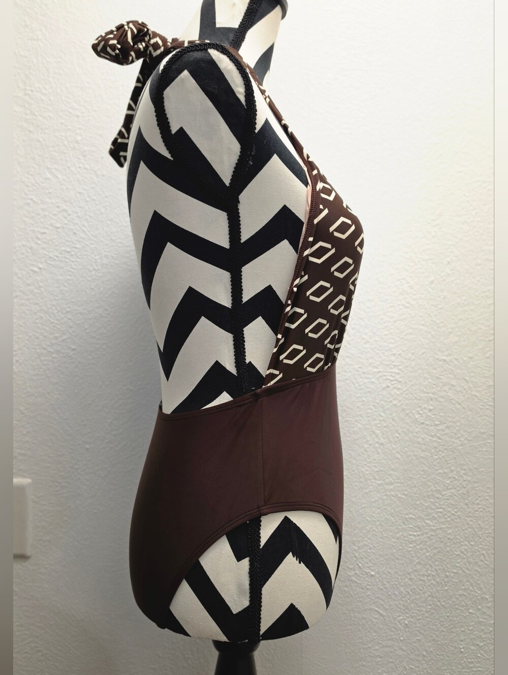 Cupshe Brown Geometric Halter One-Piece Swimsuit - Picture 3 of 8